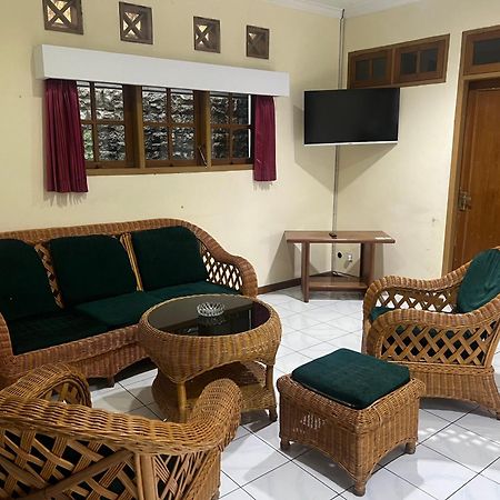 Hotel Puspa Sari Ciater Eksteriør bilde