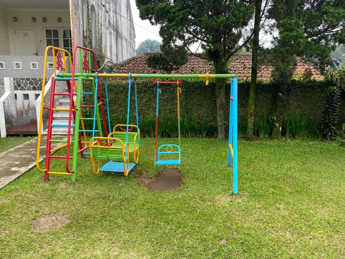 Hotel Puspa Sari Ciater Eksteriør bilde