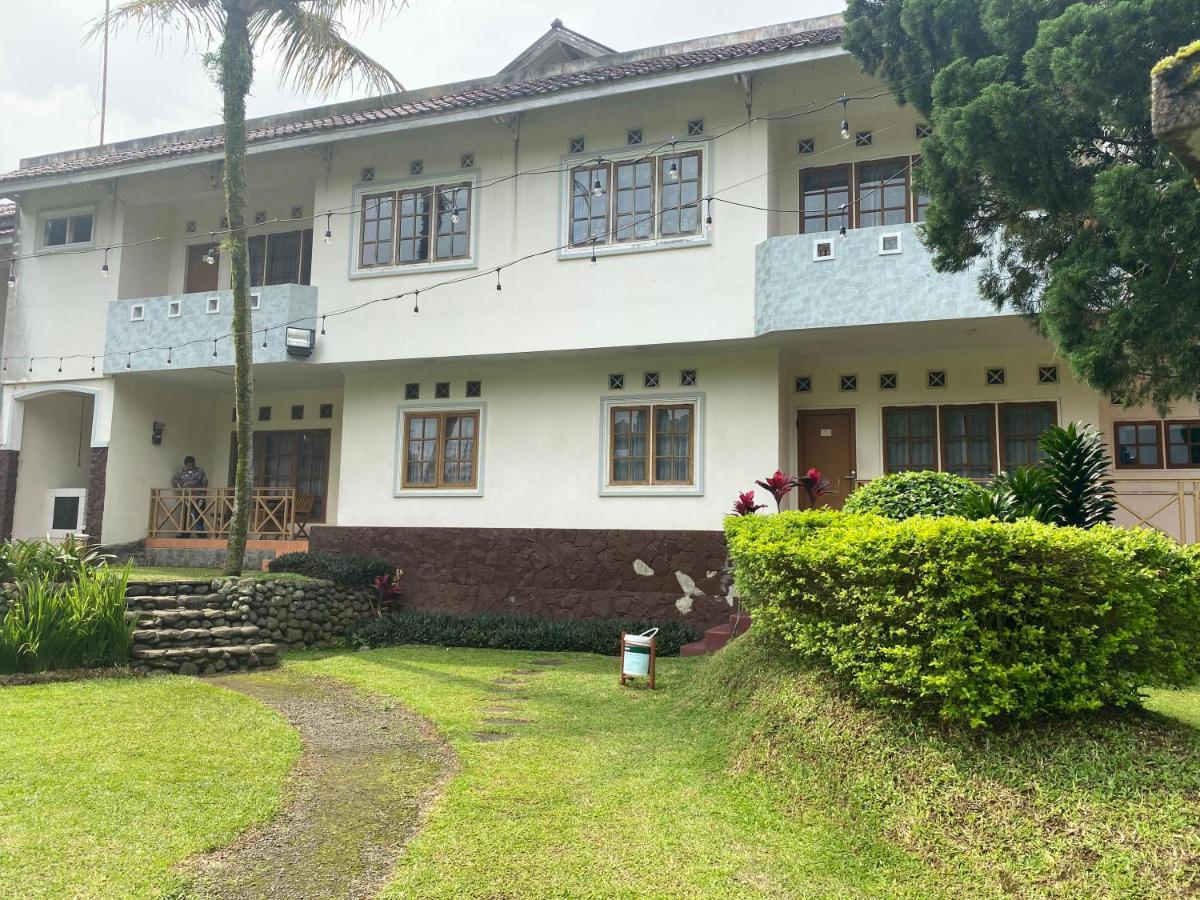 Hotel Puspa Sari Ciater Eksteriør bilde