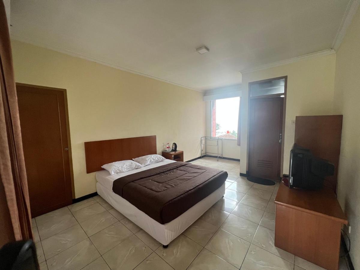 Hotel Puspa Sari Ciater Eksteriør bilde