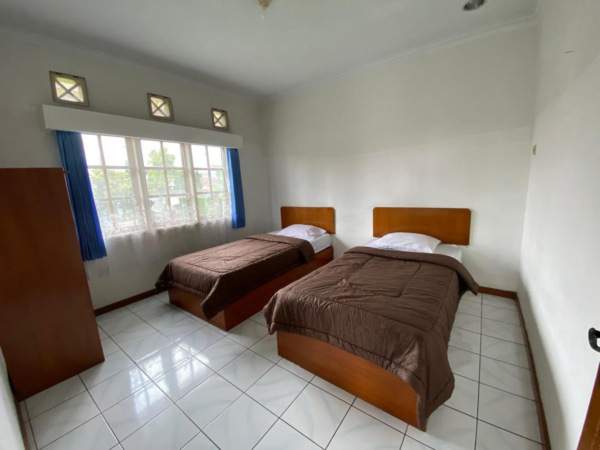 Hotel Puspa Sari Ciater Eksteriør bilde